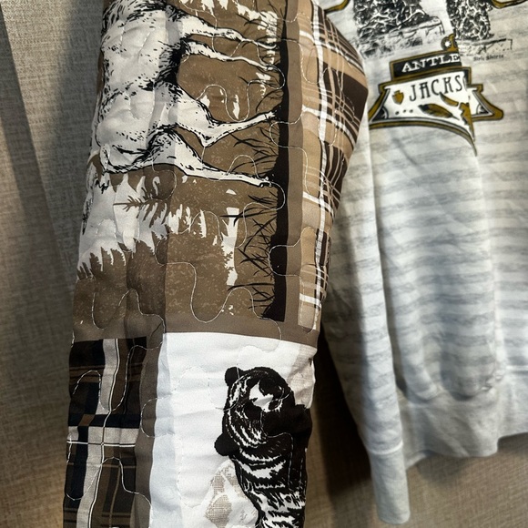 Upcycled sweatshirt - Picture 5 of 5